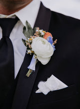 Load image into Gallery viewer, PROM Corsages & Boutonnières