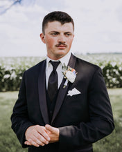 Load image into Gallery viewer, PROM Corsages & Boutonnières
