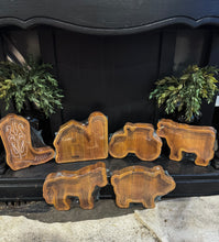 Load image into Gallery viewer, Farmland Piggy Banks