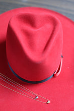 Load image into Gallery viewer, Love Bean Heart Necklace