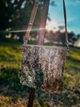 Load image into Gallery viewer, The Ida Pouch Purse