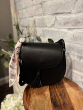 Load image into Gallery viewer, The Quinn Purse
