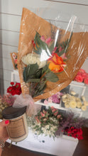 Load image into Gallery viewer, Bouquet Bar

