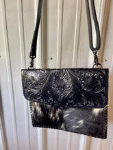 Load image into Gallery viewer, The Shania Purse
