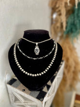 Load image into Gallery viewer, The Maybree Black Onyx Necklace
