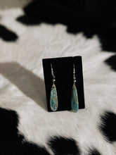 Load image into Gallery viewer, The Sam Earrings
