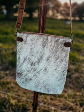 Load image into Gallery viewer, The Mary Pouch Purse
